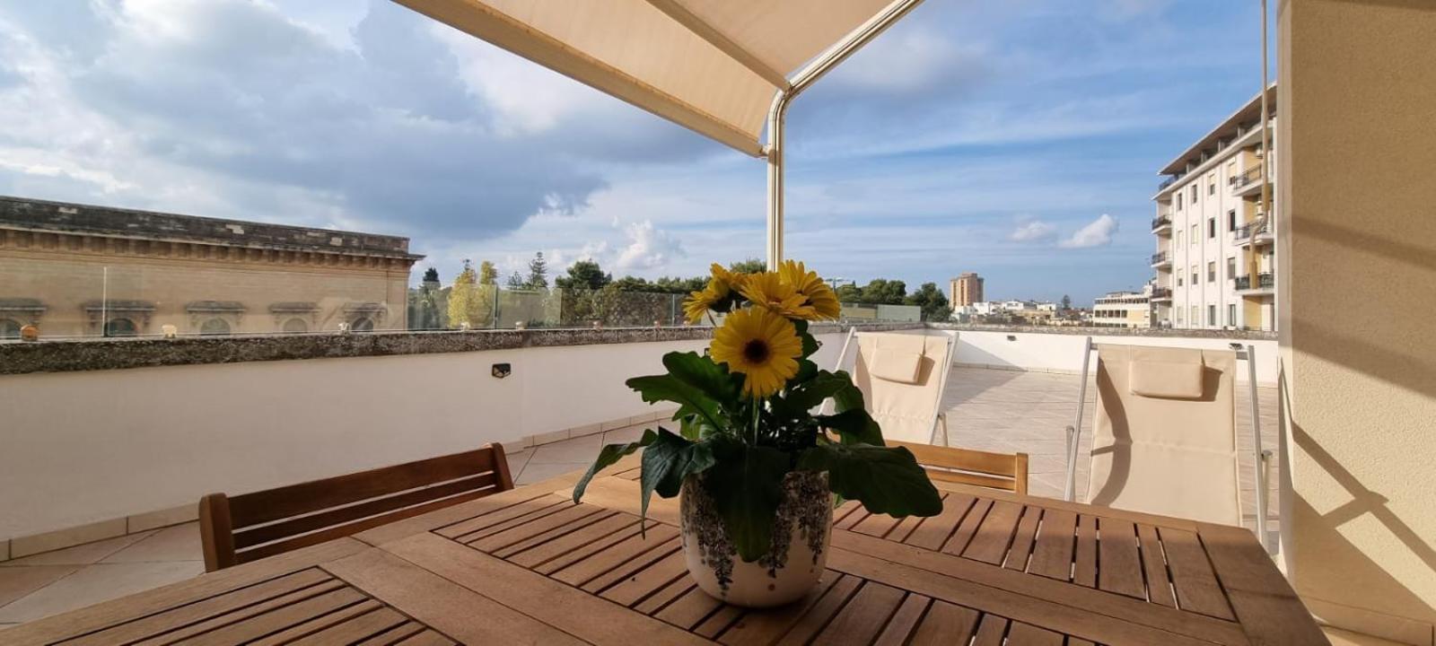 The Golden Hour, Luxury Apartment With A Panoramic View Lecce Exterior foto